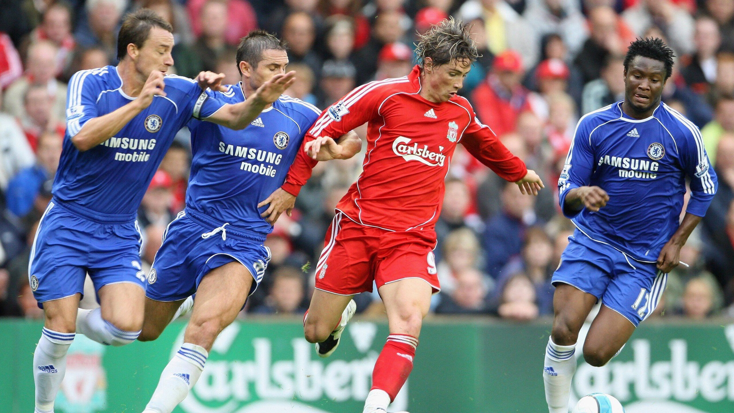 米兰体育app官网-国际足坛推行新赛制,增强比赛公平性与观赏性,国际足联最新审定的足球竞赛规则